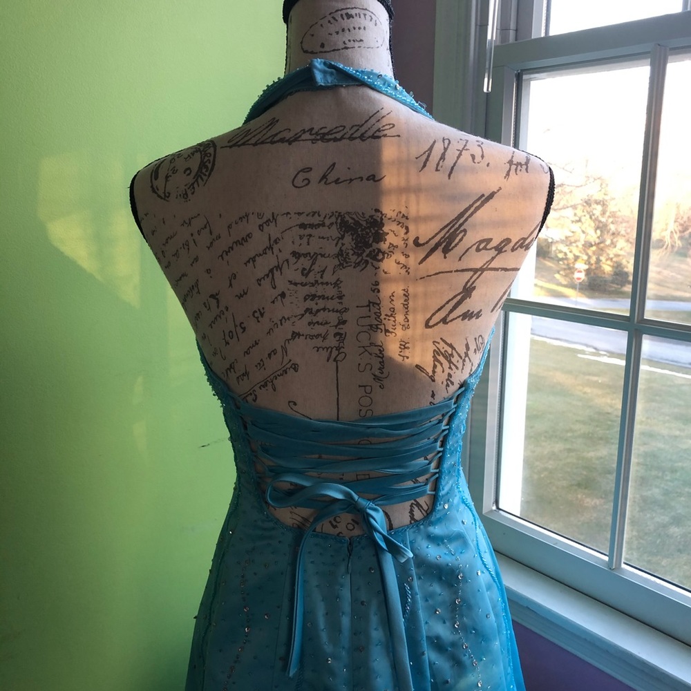 Full length blue formal dress - Picture 5 of 11